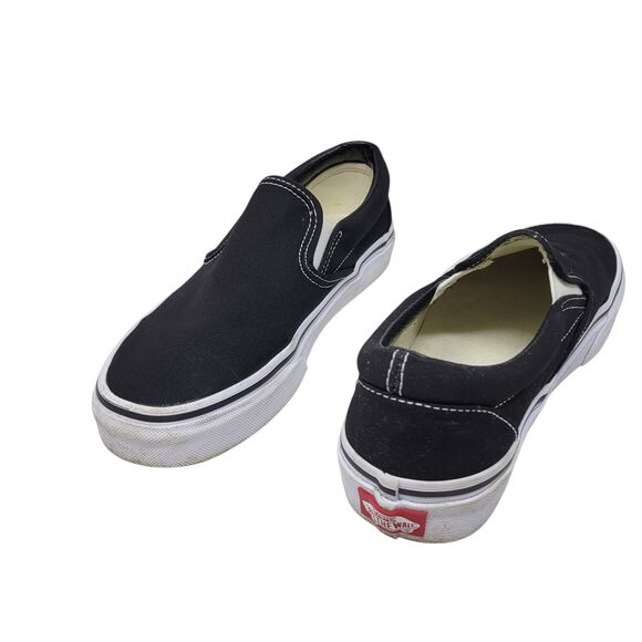 Vans Off The Wall Classic Slip On Canvas Skate Shoes Unisex Men 7 Women 8.5 - Picture 1 of 8